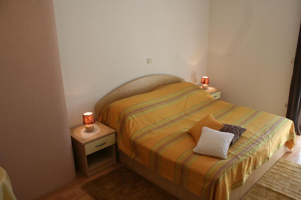 Rooms & Apartments Villa Anka Tucepi Phòng bức ảnh
