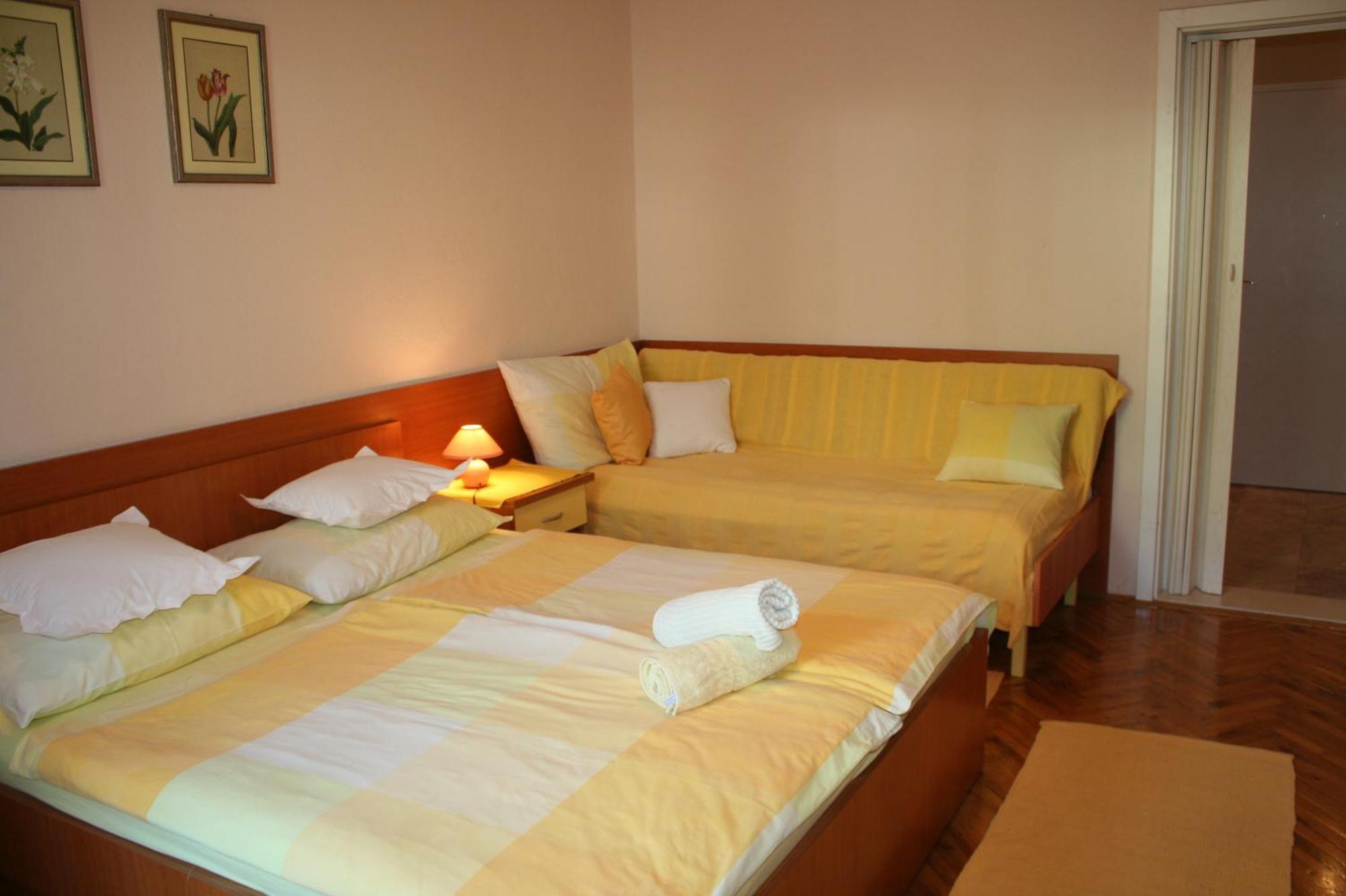 Rooms & Apartments Villa Anka Tucepi Phòng bức ảnh
