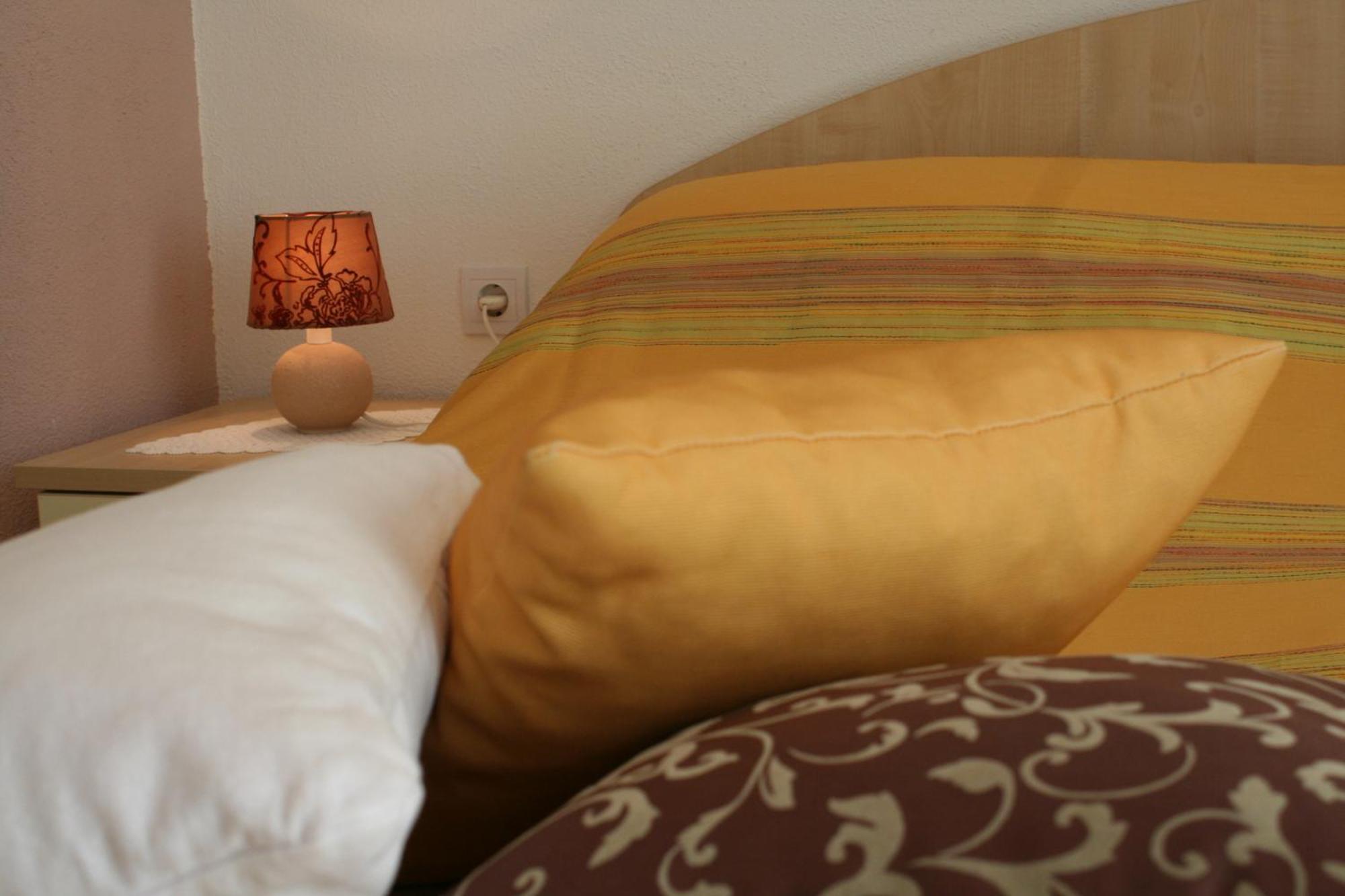 Rooms & Apartments Villa Anka Tucepi Phòng bức ảnh