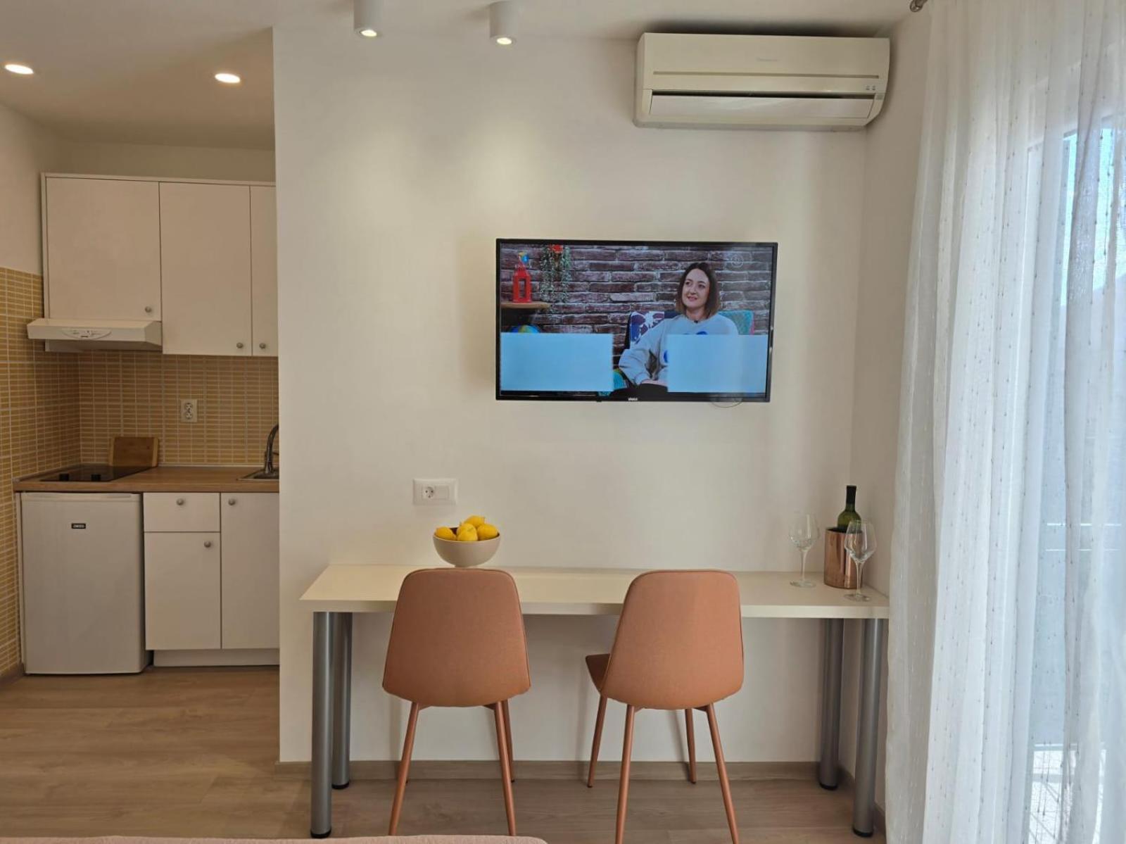 Rooms & Apartments Villa Anka Tucepi Ngoại thất bức ảnh