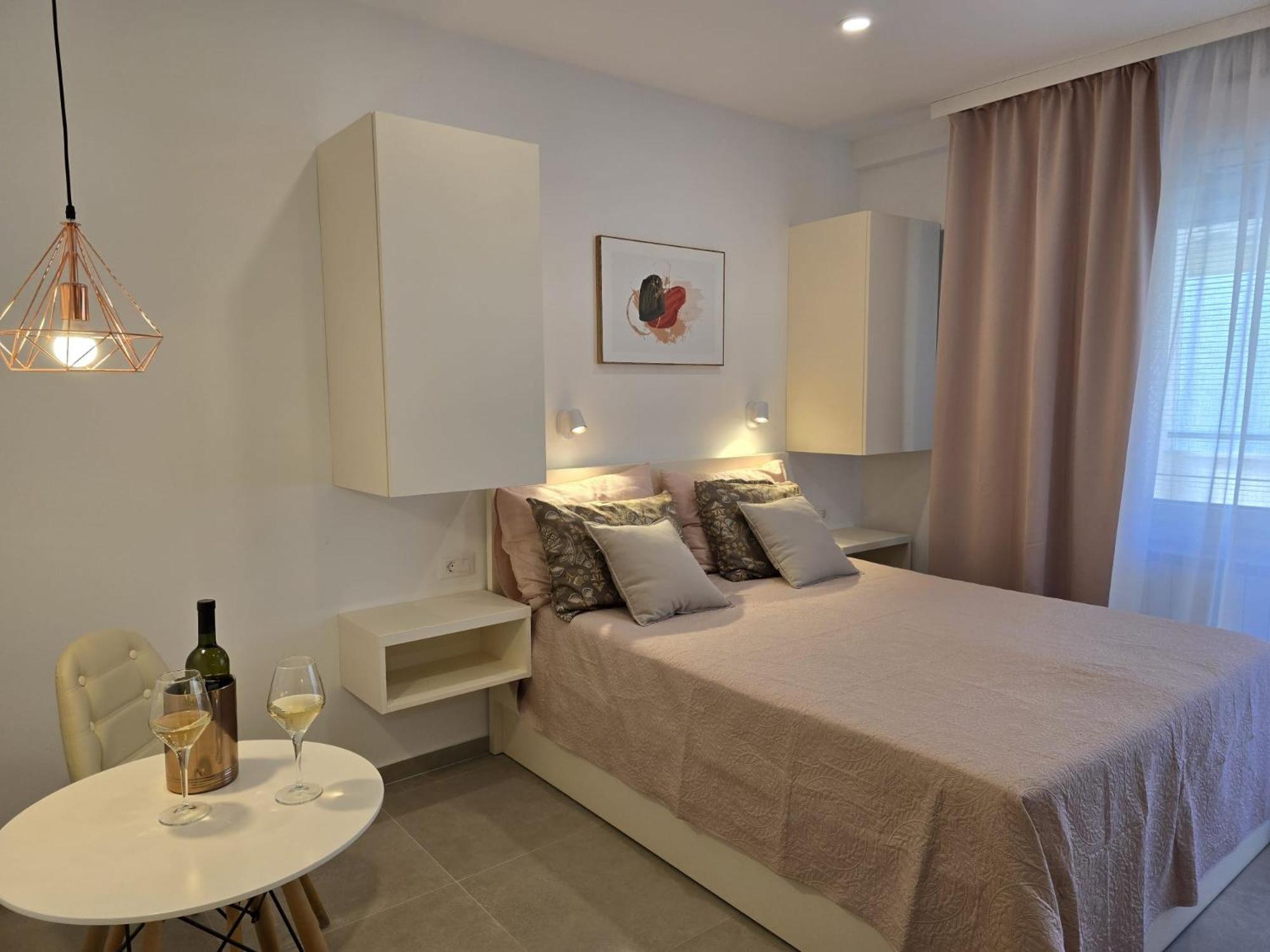 Rooms & Apartments Villa Anka Tucepi Ngoại thất bức ảnh