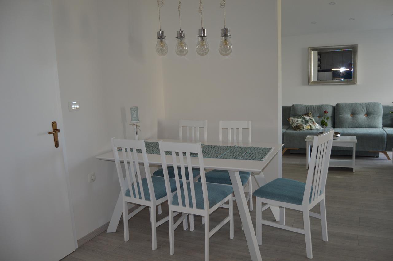 Rooms & Apartments Villa Anka Tucepi Ngoại thất bức ảnh